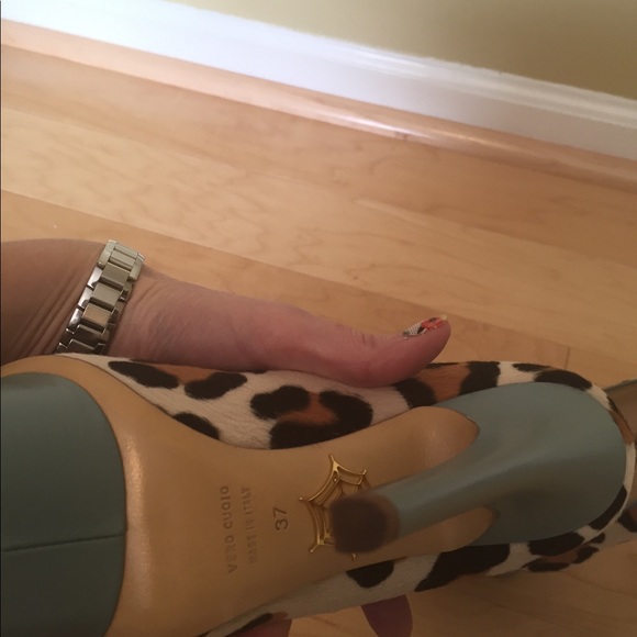 Charlotte Olympia Calf Hair Leopard Heel - Picture 8 of 8